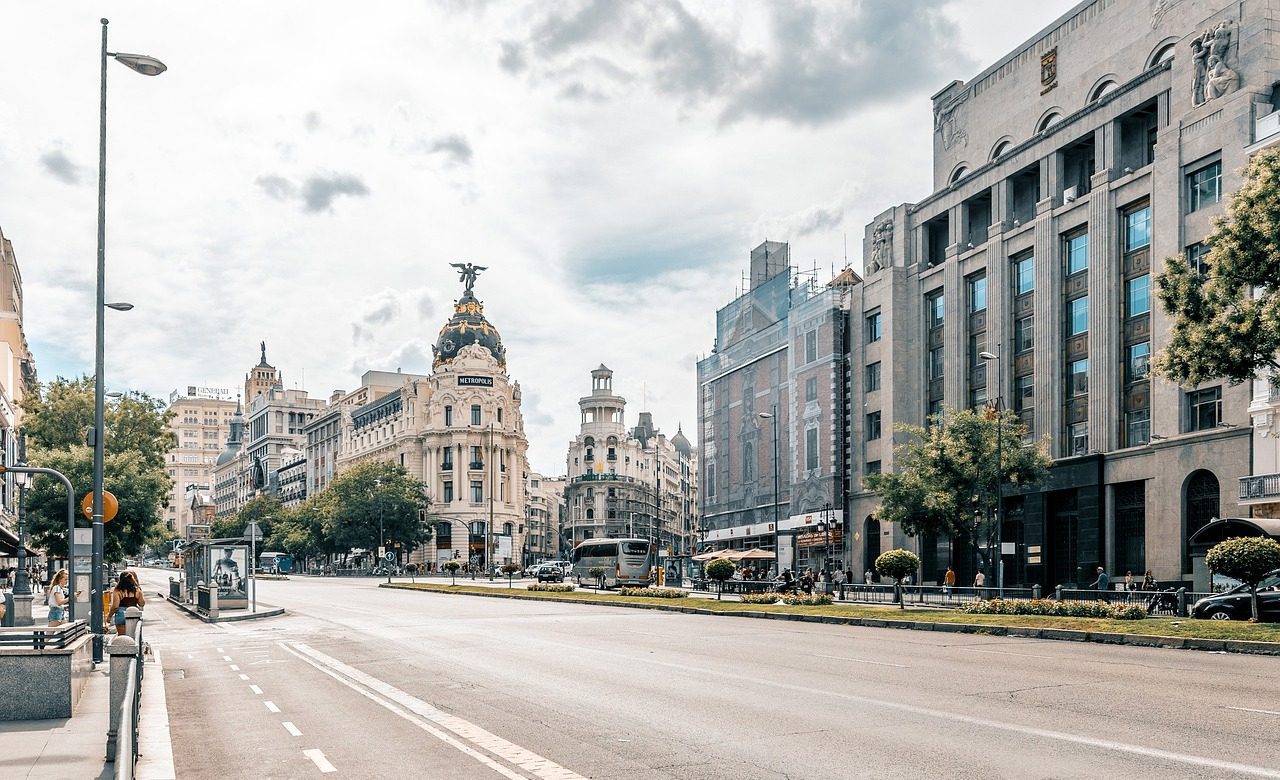 Yardi Voyager Reports providing insights to streamline property management operations and improve decision-making.